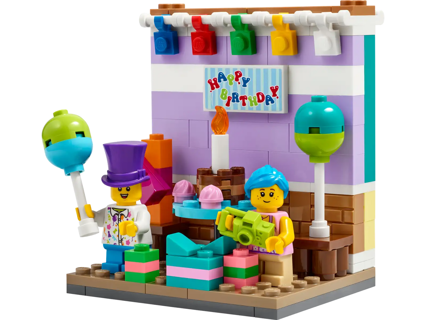 LEGO GWP Birthday Diorama 40584