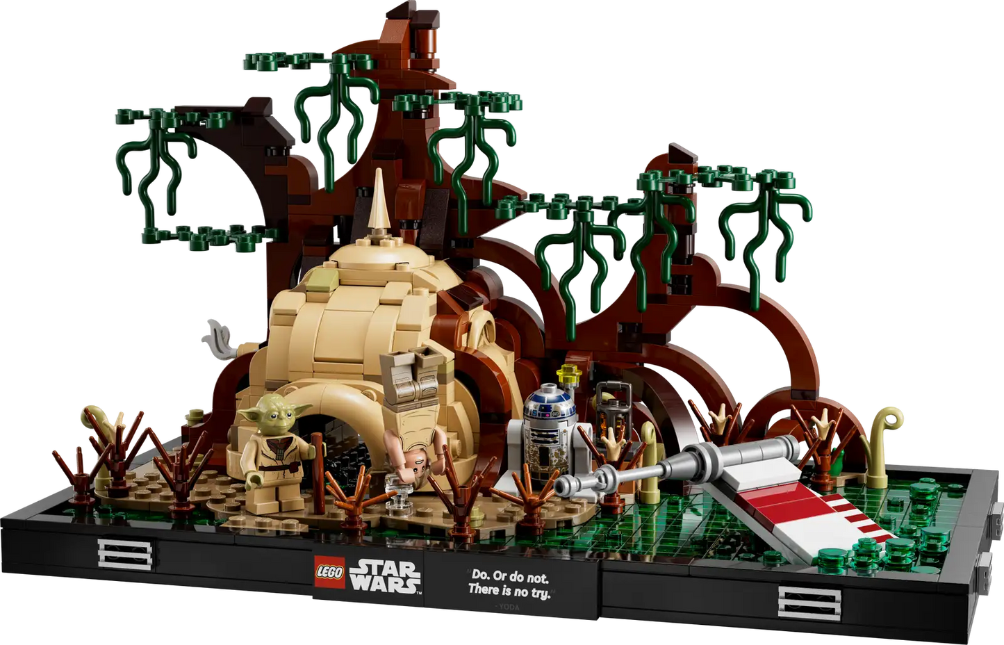 LEGO Star Wars Dagobah™ Jedi™ Training Diorama 75330
