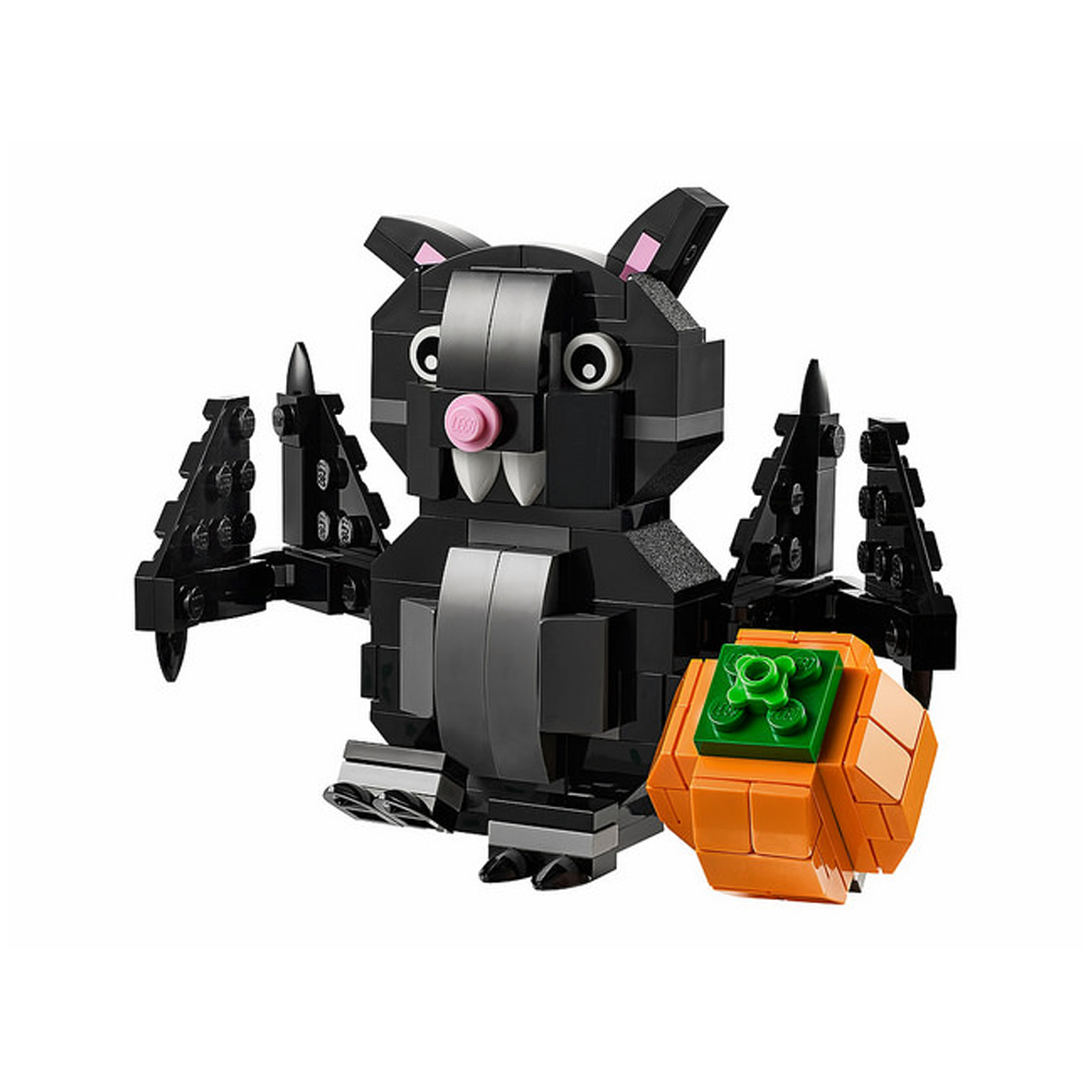 LEGO Seasonal Halloween Bat and Pumpkin 40090