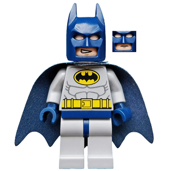 LEGO Super Heroes Batman - Light Bluish Gray Suit with Yellow Belt and Crest, Dark Blue Mask and Cape (Type 2 Cowl) sh0025a