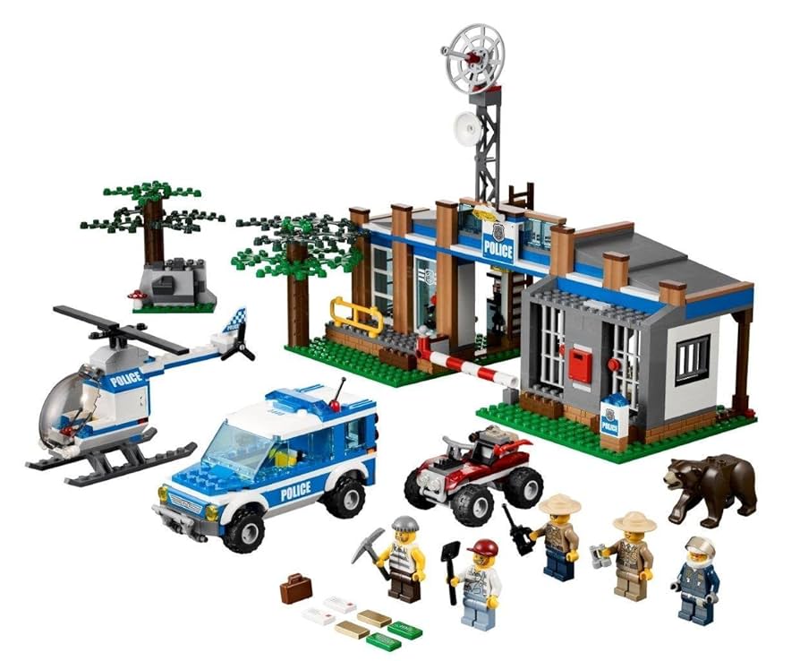 LEGO City Forest Police Station 4440