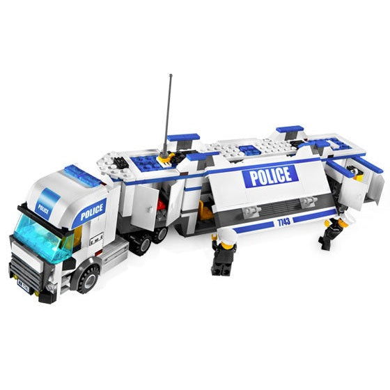 LEGO City Police Truck 7743