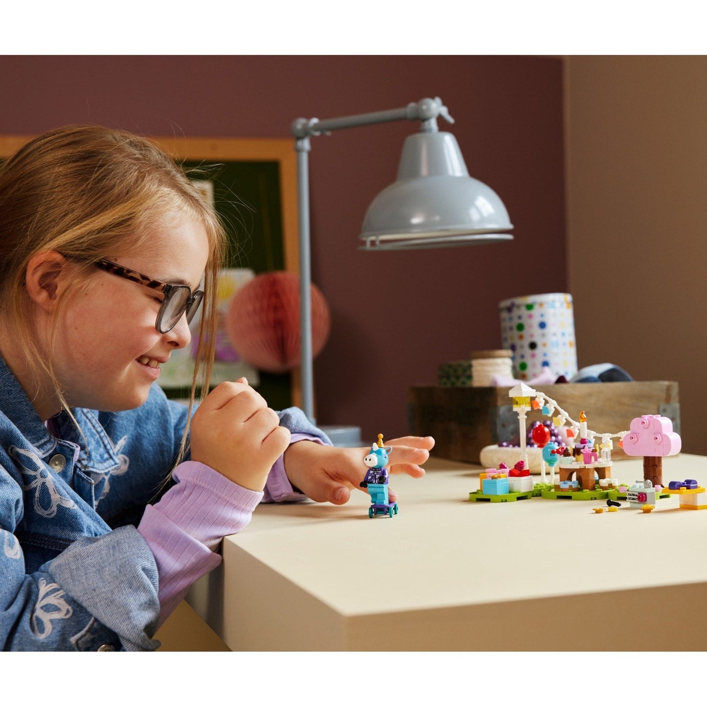 LEGO Animal Crossing Julian's Birthday Party 77046