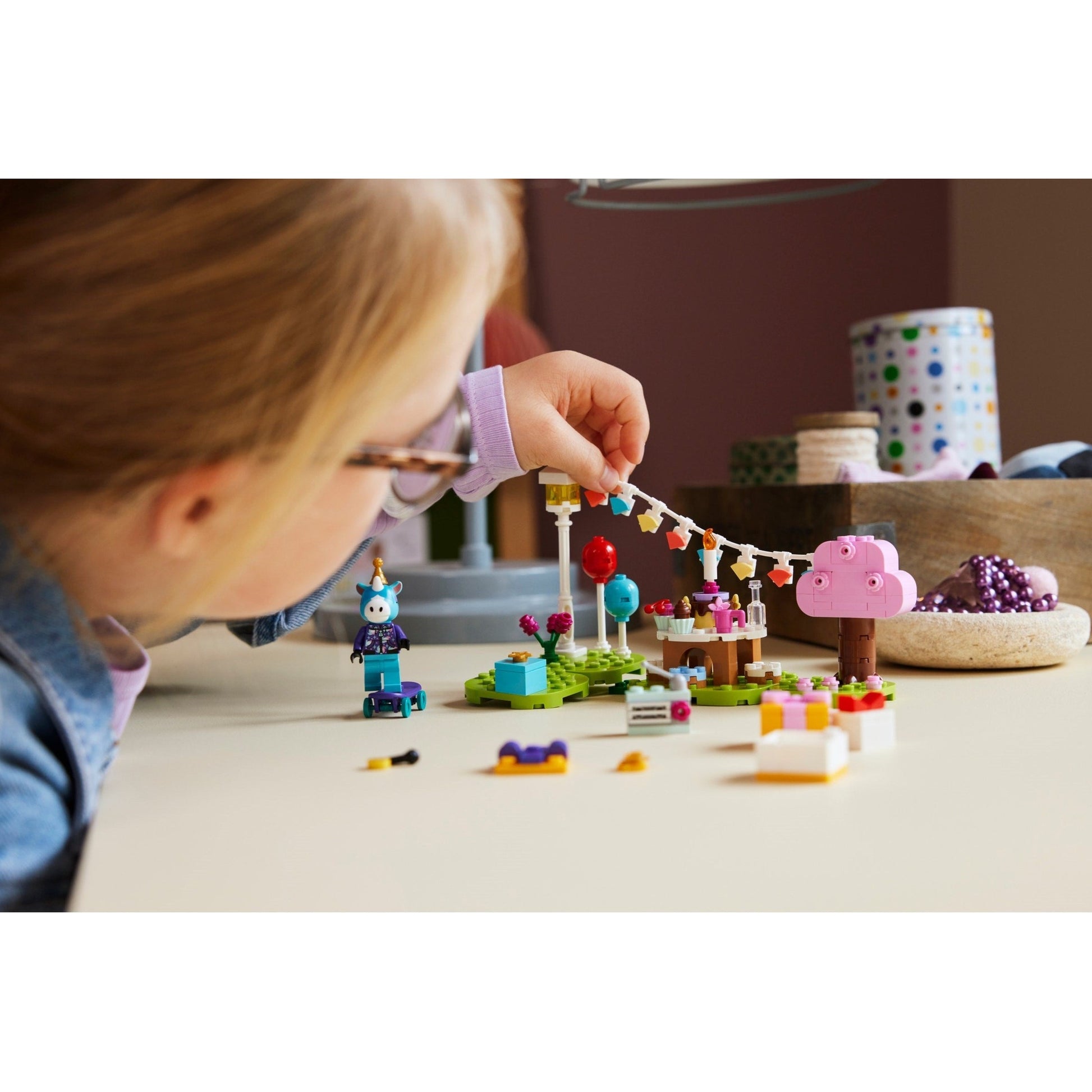 LEGO Animal Crossing Julian's Birthday Party 77046