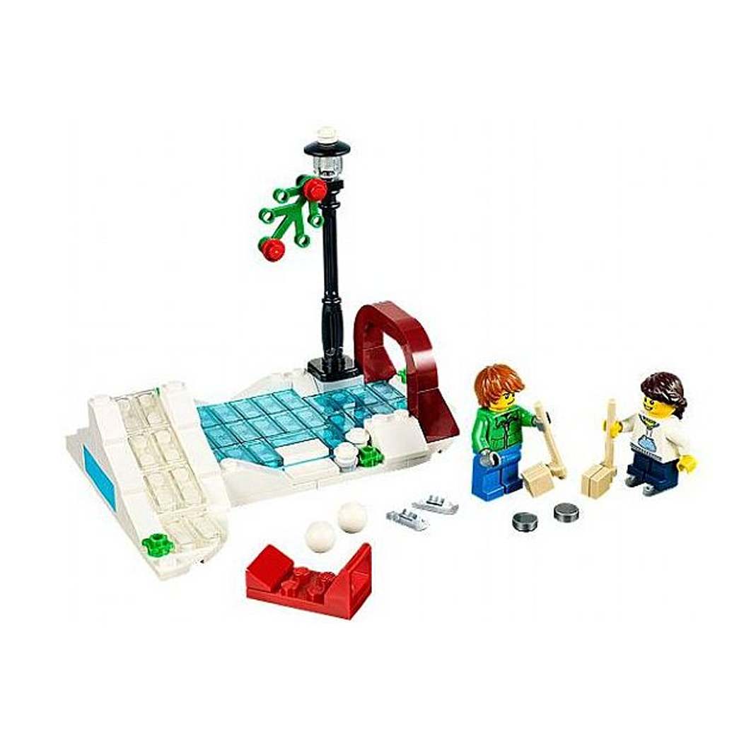 LEGO Christmas Winter Skating Scene - Limited Edition 2014 Holiday Set 2 of 2 40107
