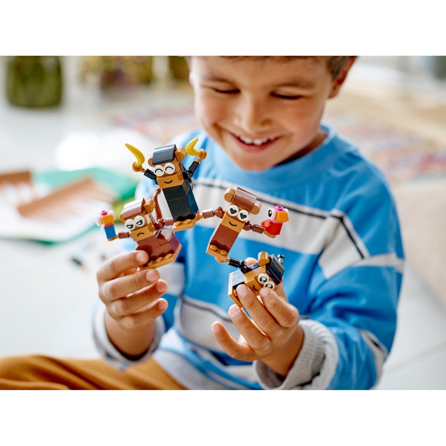 LEGO Classic Creative Monkey Fun 11031