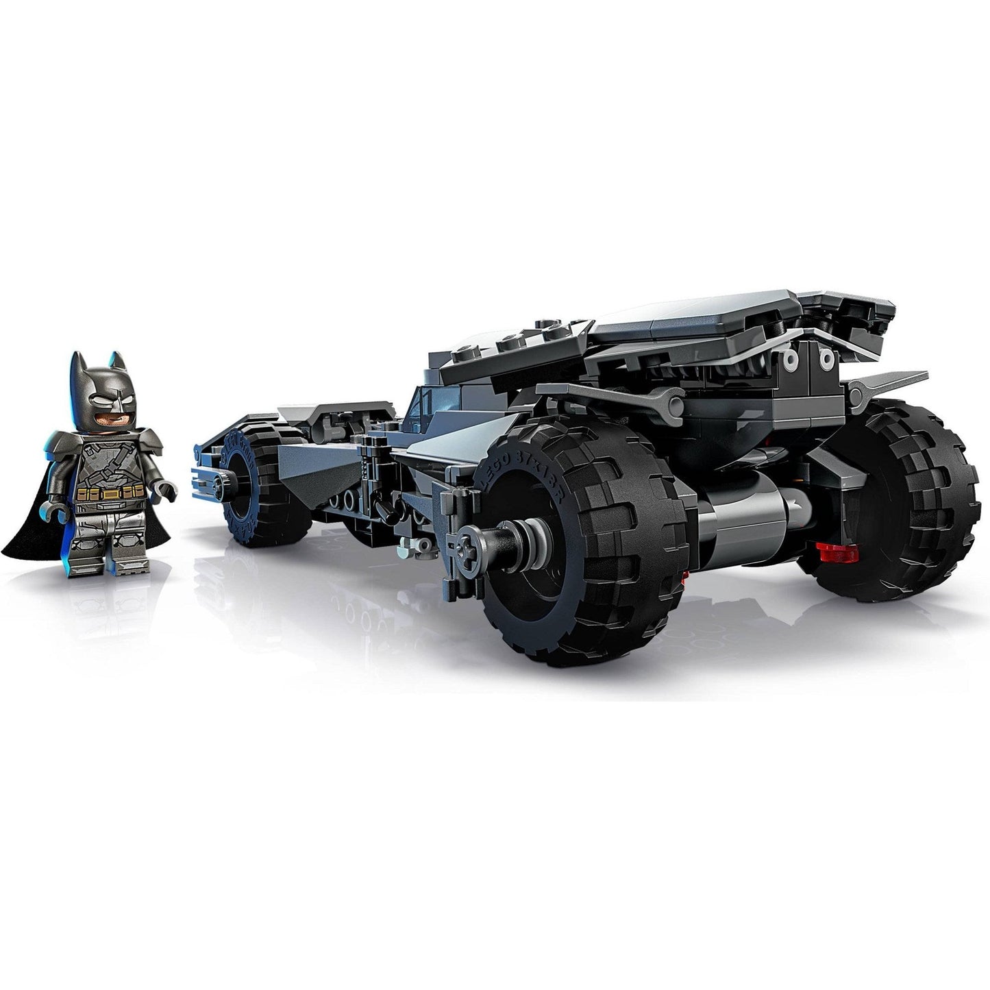 LEGO DC Comics Super Heroes Batman v Superman Batmobile 76331
