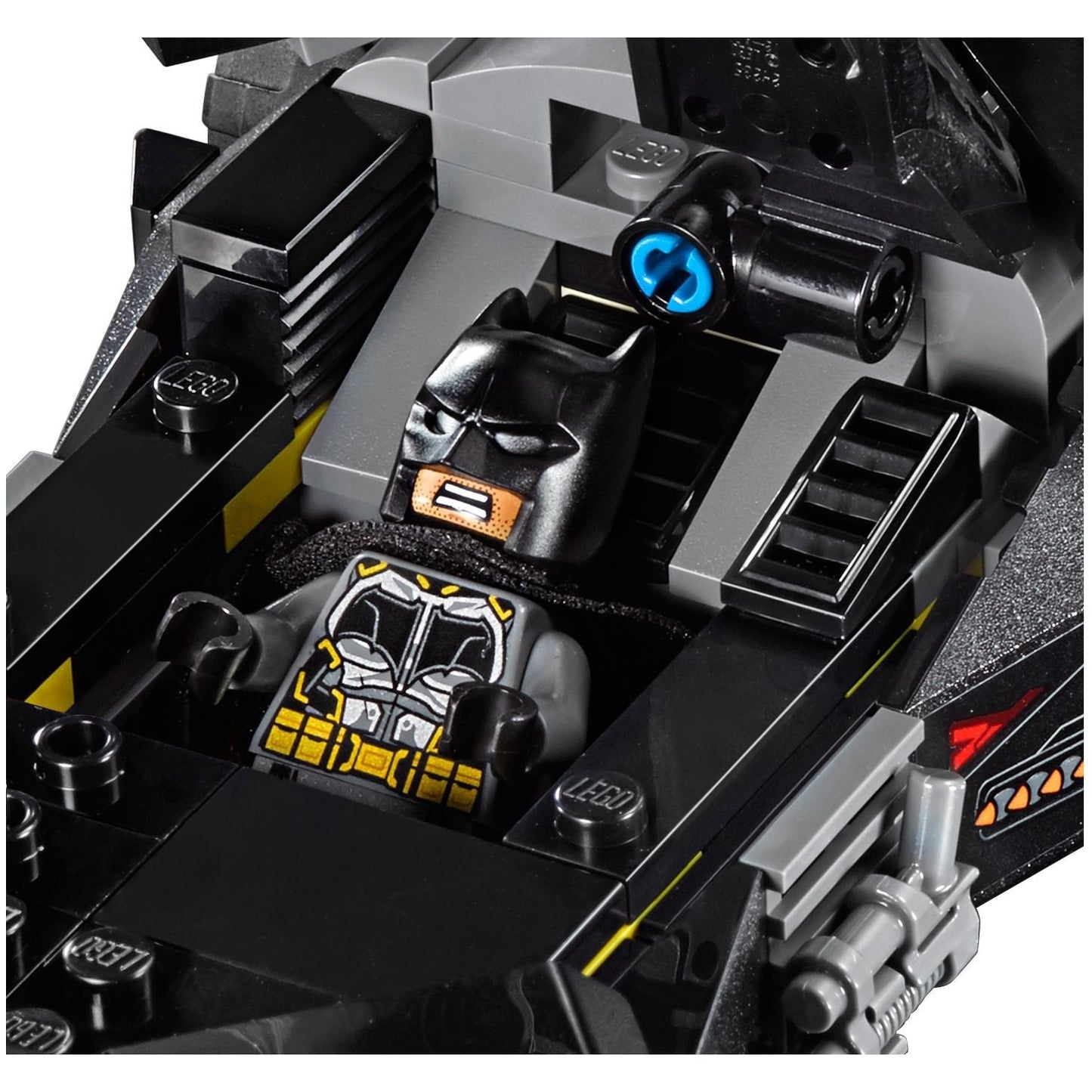 LEGO DC Comics Super Heroes Flying Fox: Batmobile Airlift Attack 76087