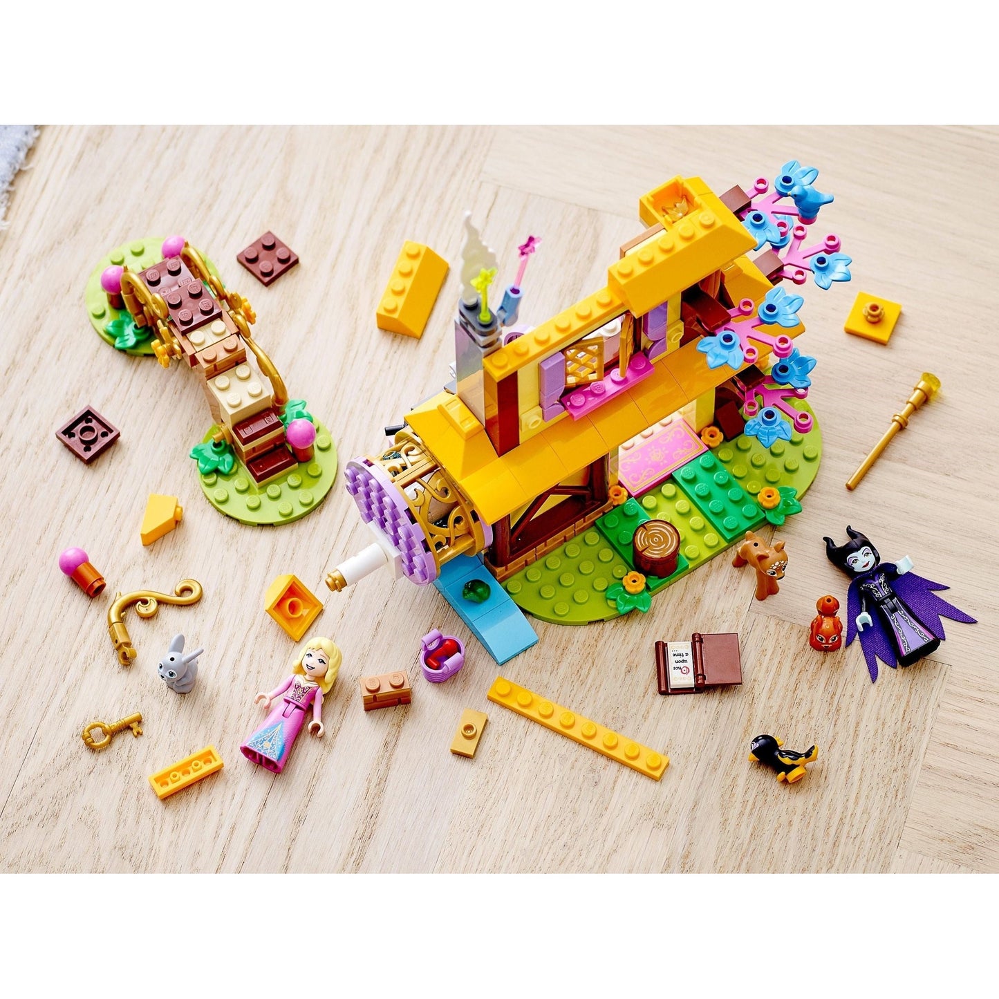 LEGO Disney Aurora's Forest Cottage 43188