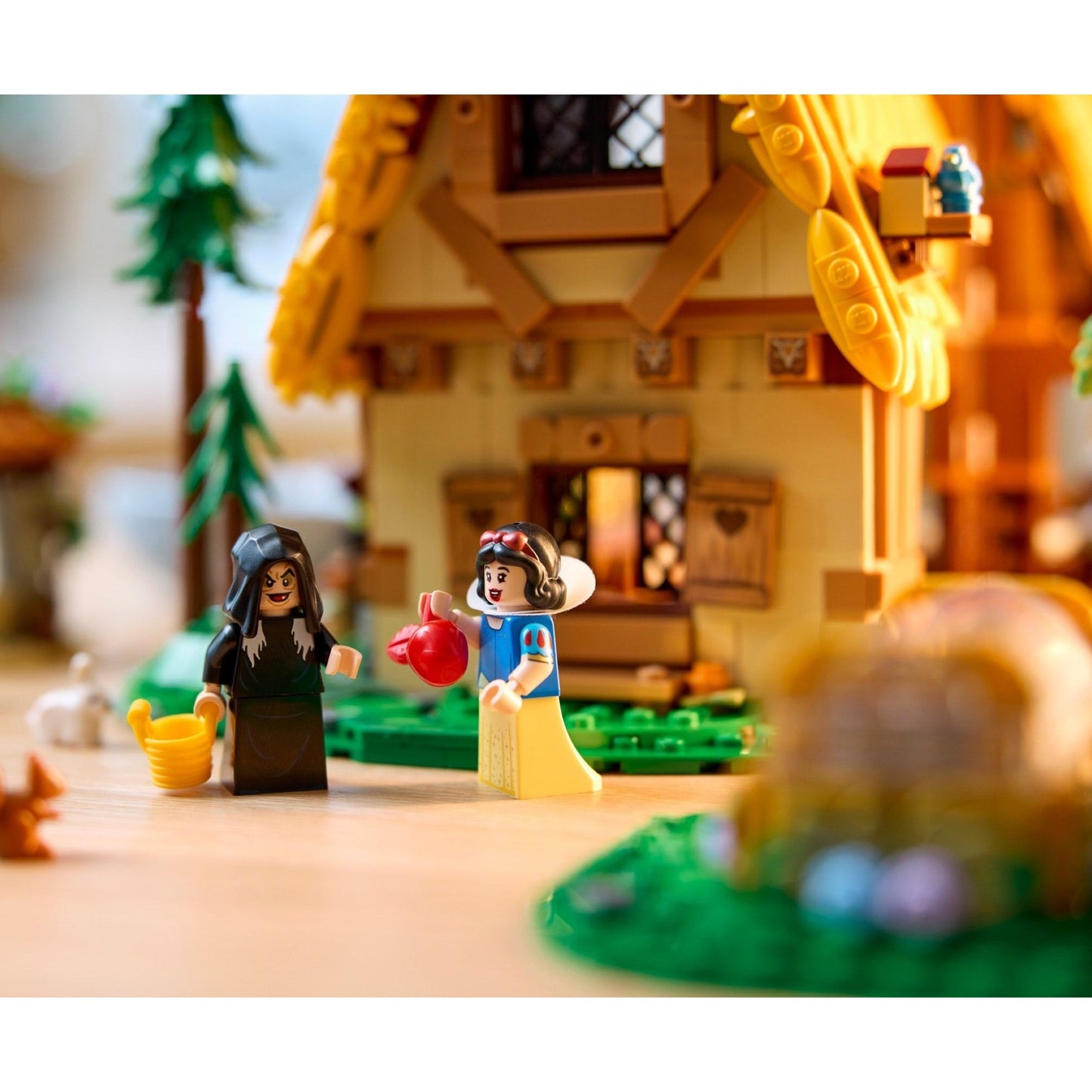 LEGO Disney Snow White and the Seven Dwarfs' Cottage 43242