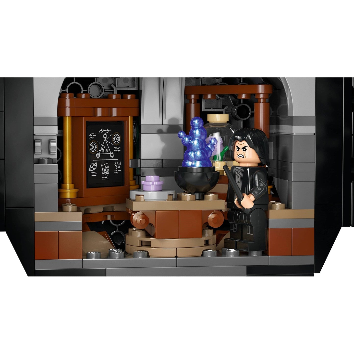 LEGO Harry Potter Cauldron: Secret Potions Classroom 76464