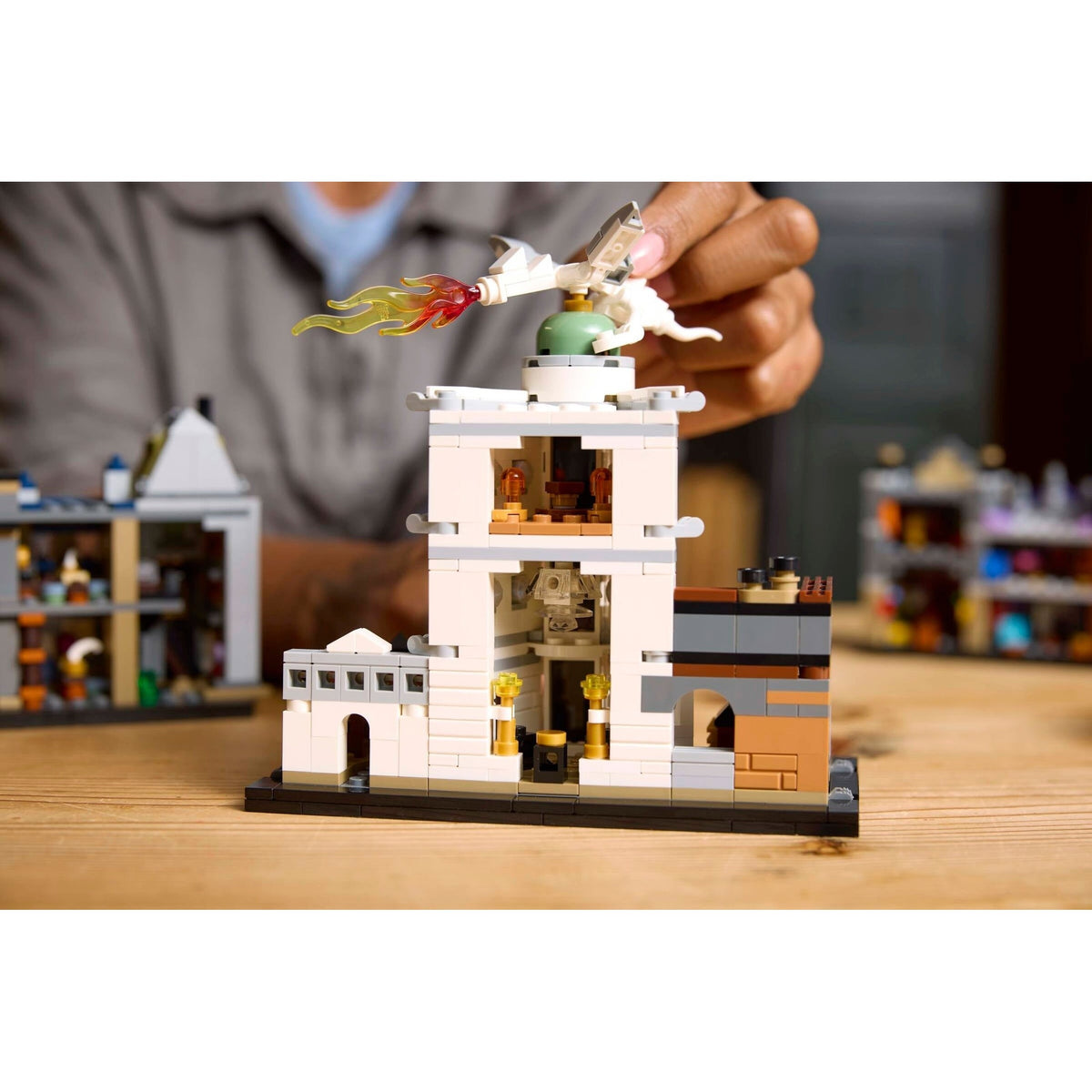 LEGO Harry Potter Diagon Alley Wizarding Shops 76444