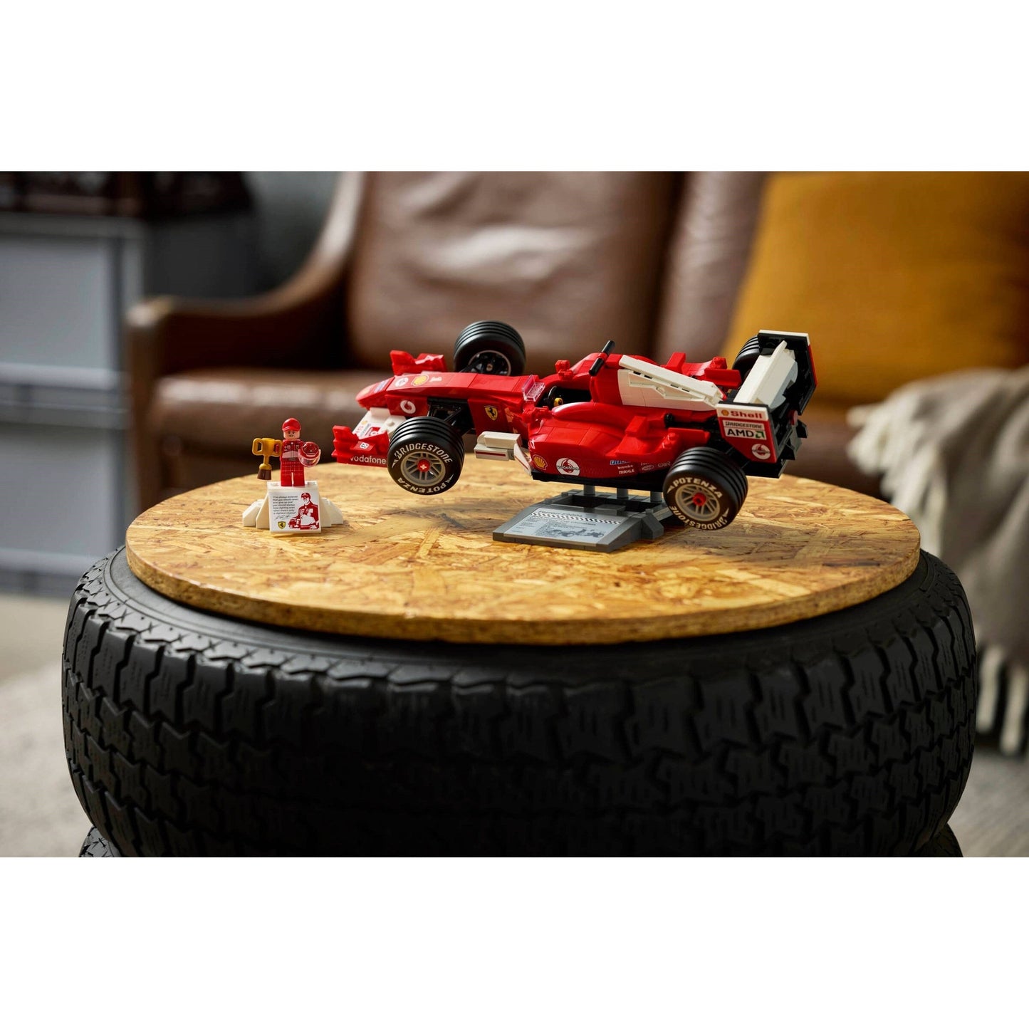 LEGO Icons Ferrari F2004 & Michael Schumacher 11375