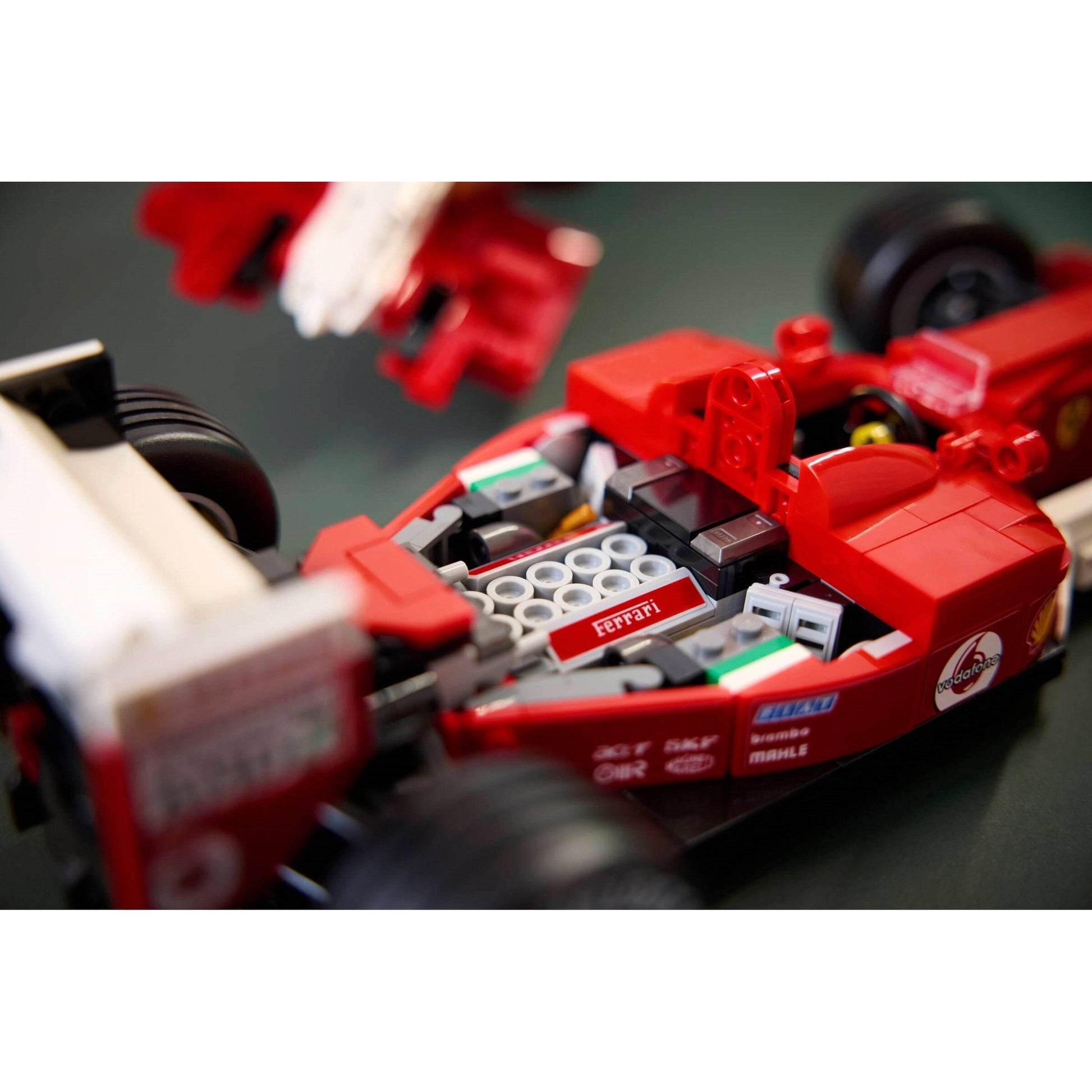 LEGO Icons Ferrari F2004 & Michael Schumacher 11375