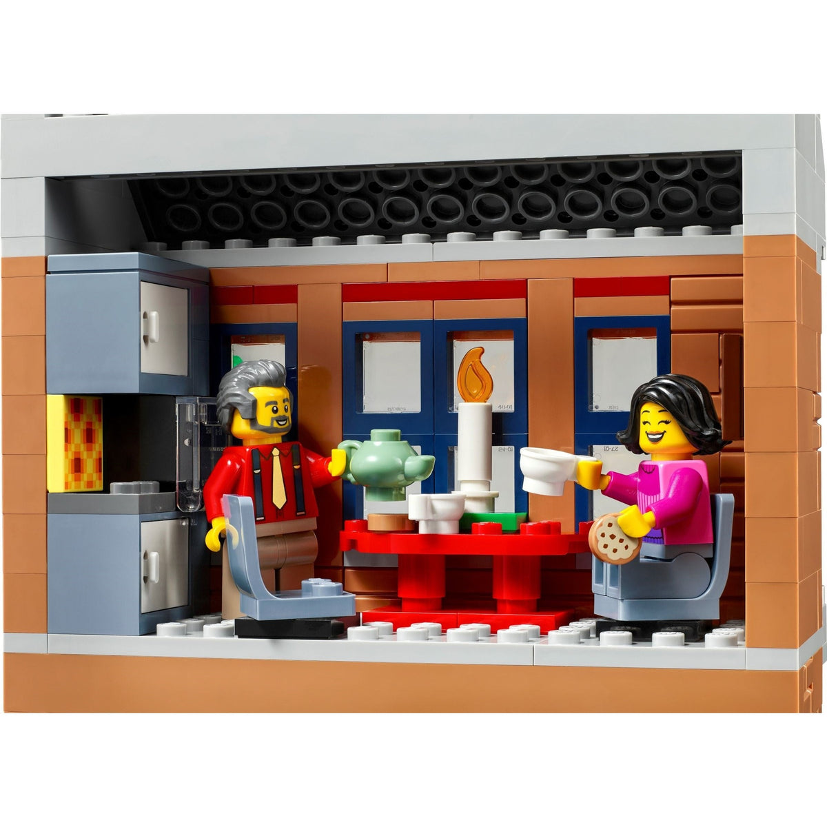 LEGO Icons Holiday Main Street 10308