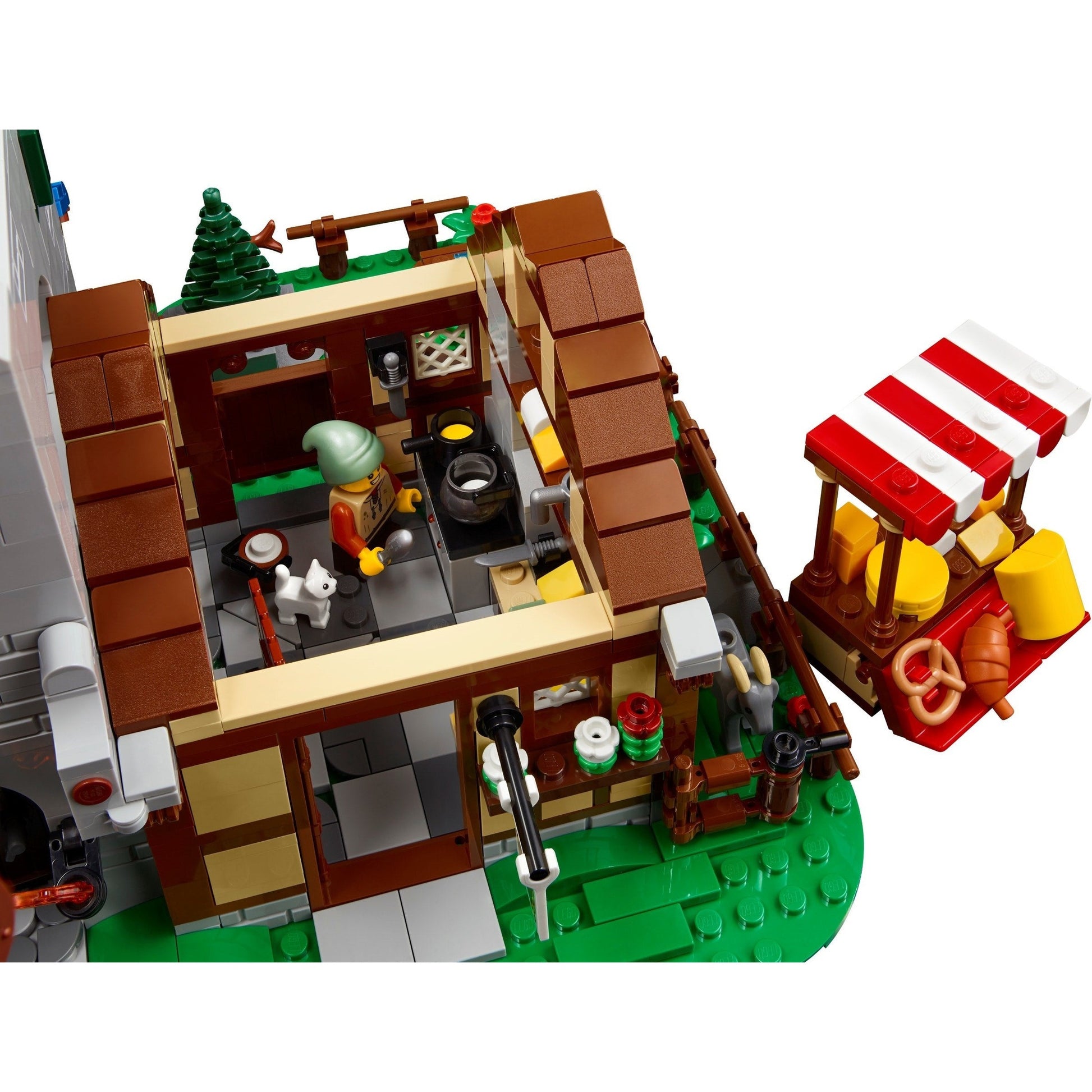 LEGO Icons Medieval Town Square 10332