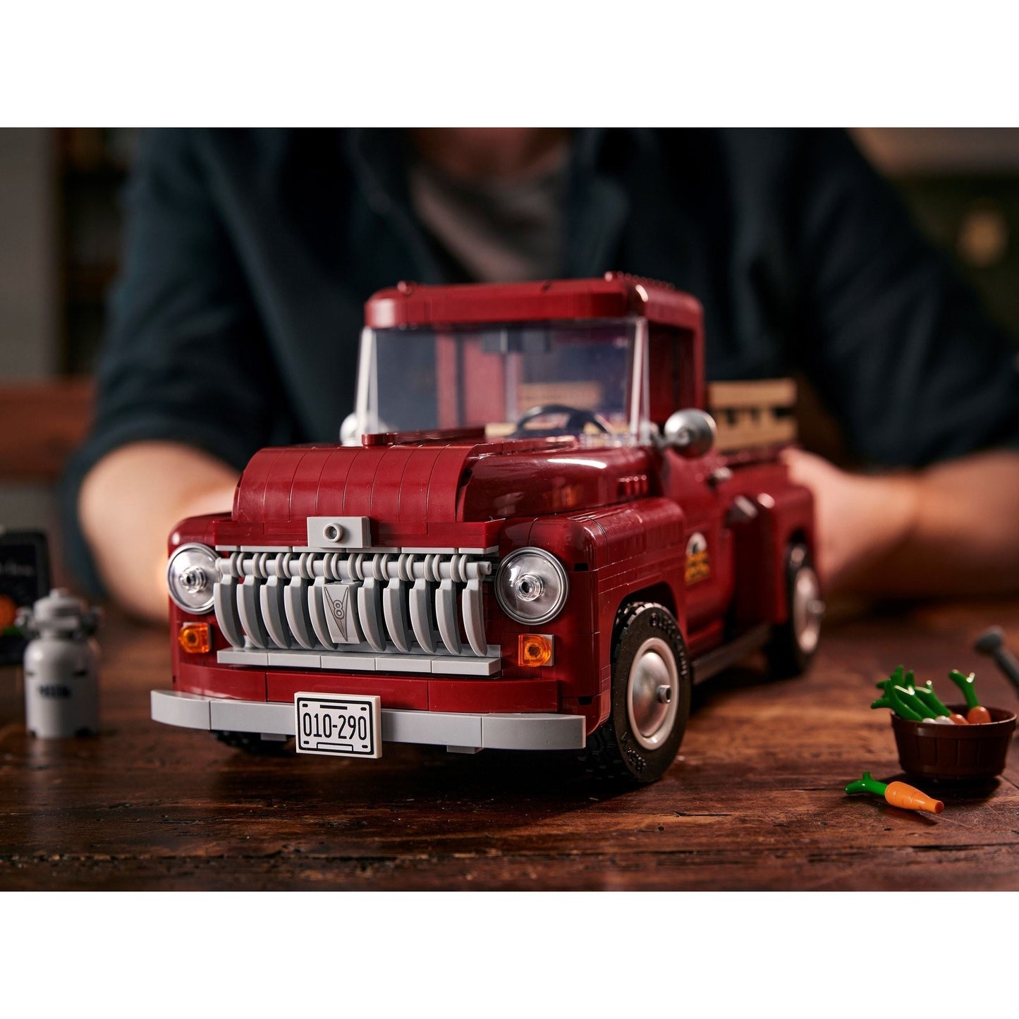 LEGO Icons Pickup Truck 10290