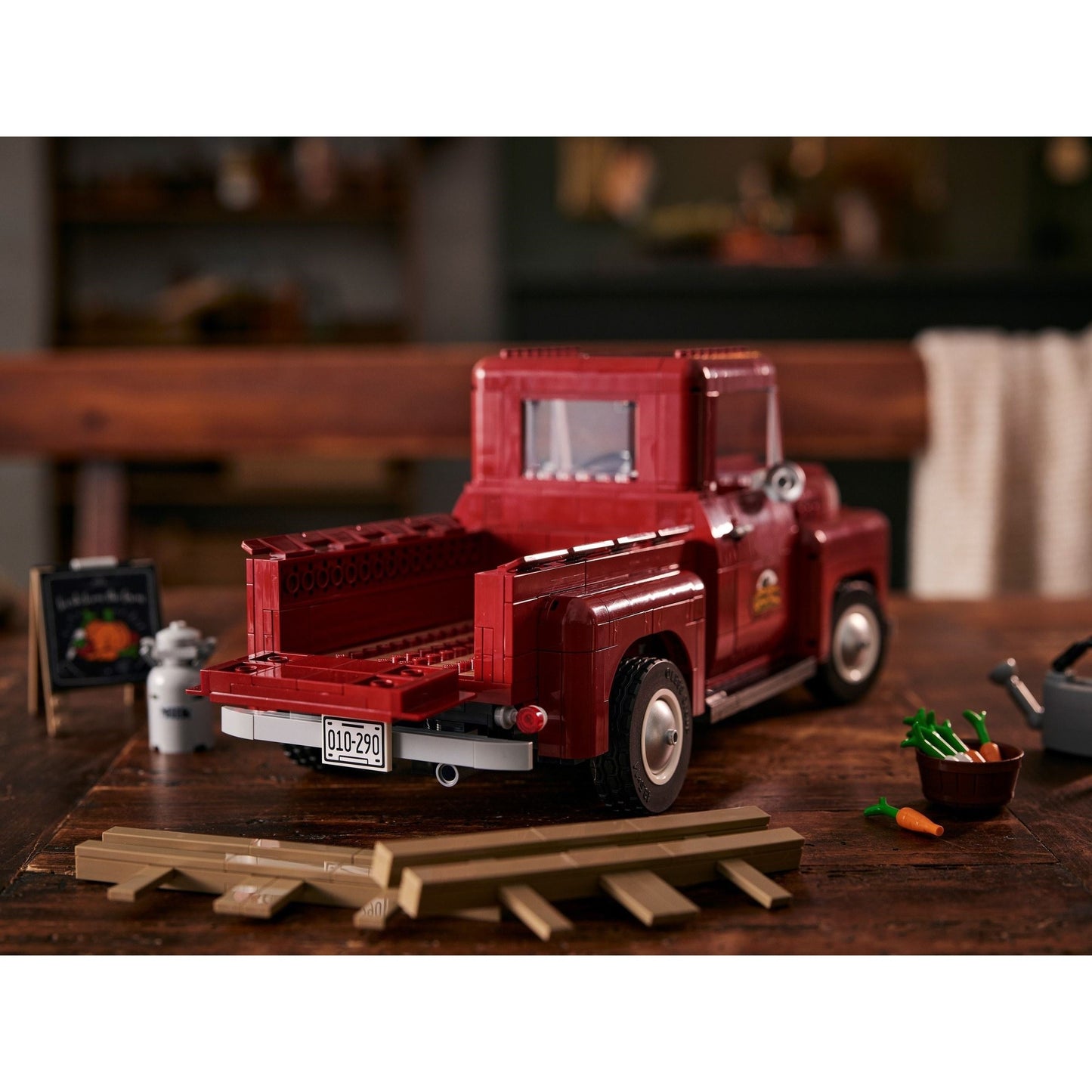 LEGO Icons Pickup Truck 10290