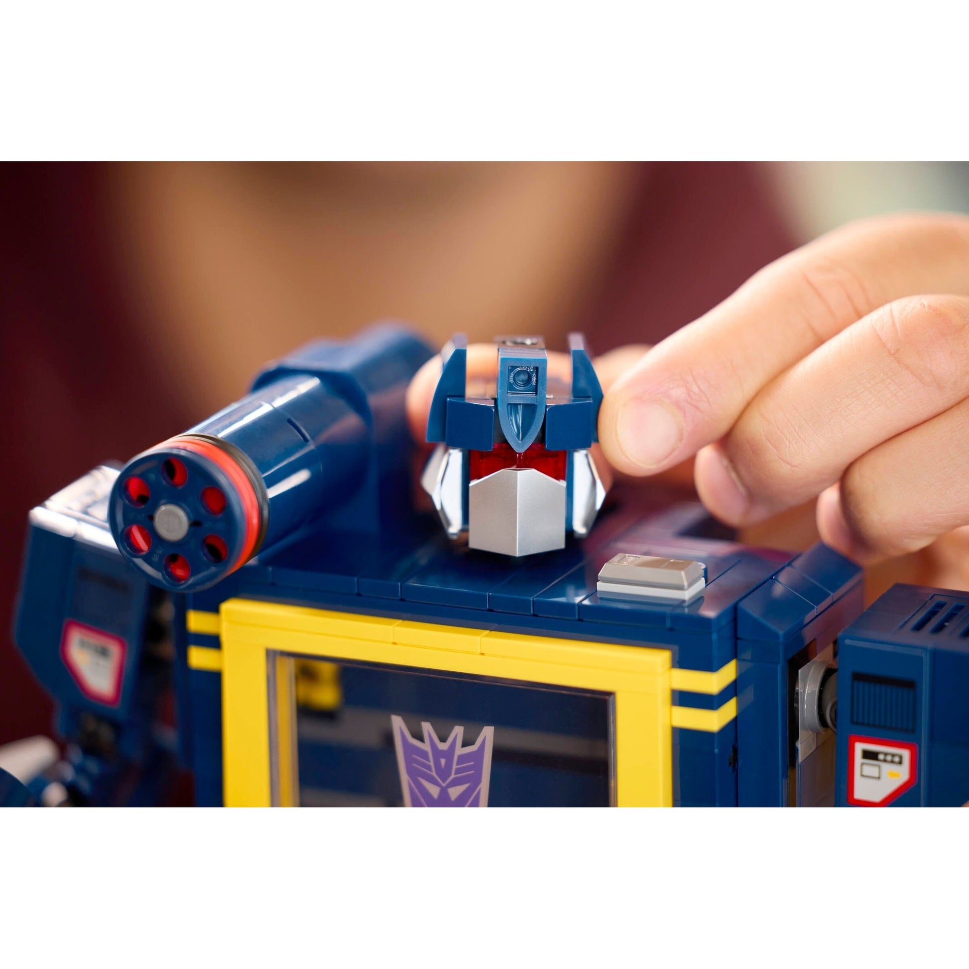 LEGO Icons Transformers: Soundwave 10358