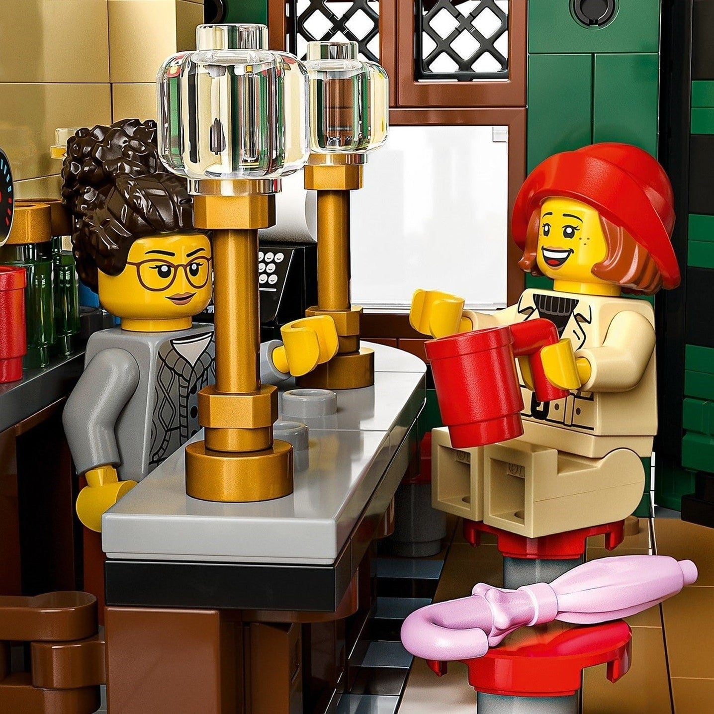 LEGO Icons Tudor Corner 10350