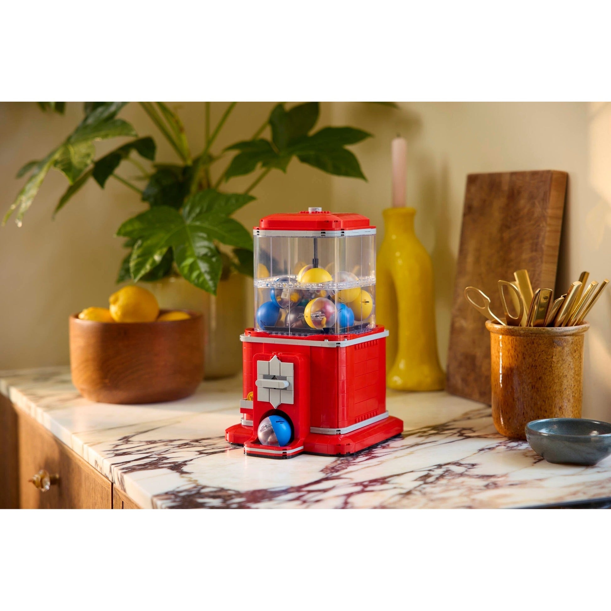 LEGO Ideas Minifigure Vending Machine 21358