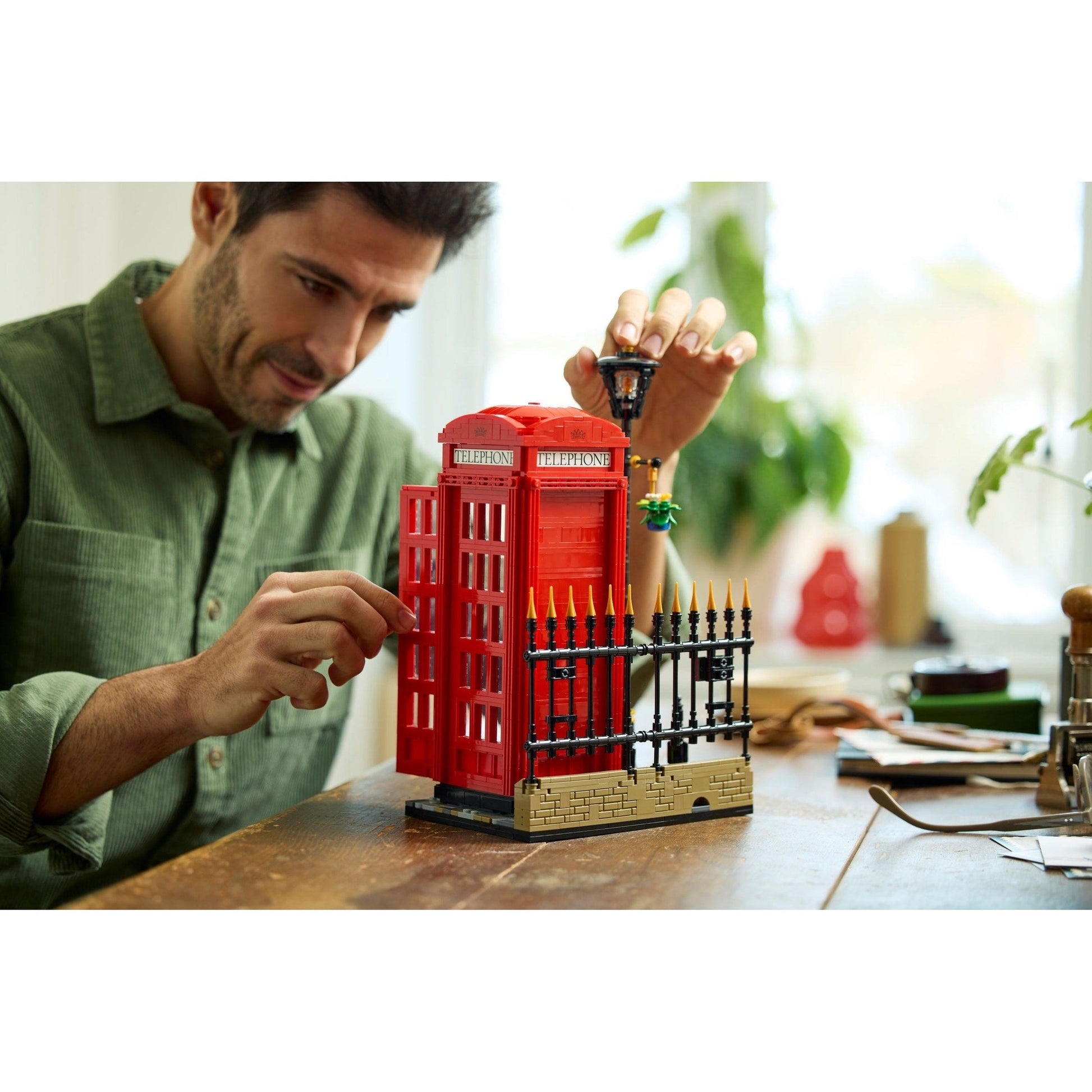LEGO Ideas Red London Telephone Box 21347