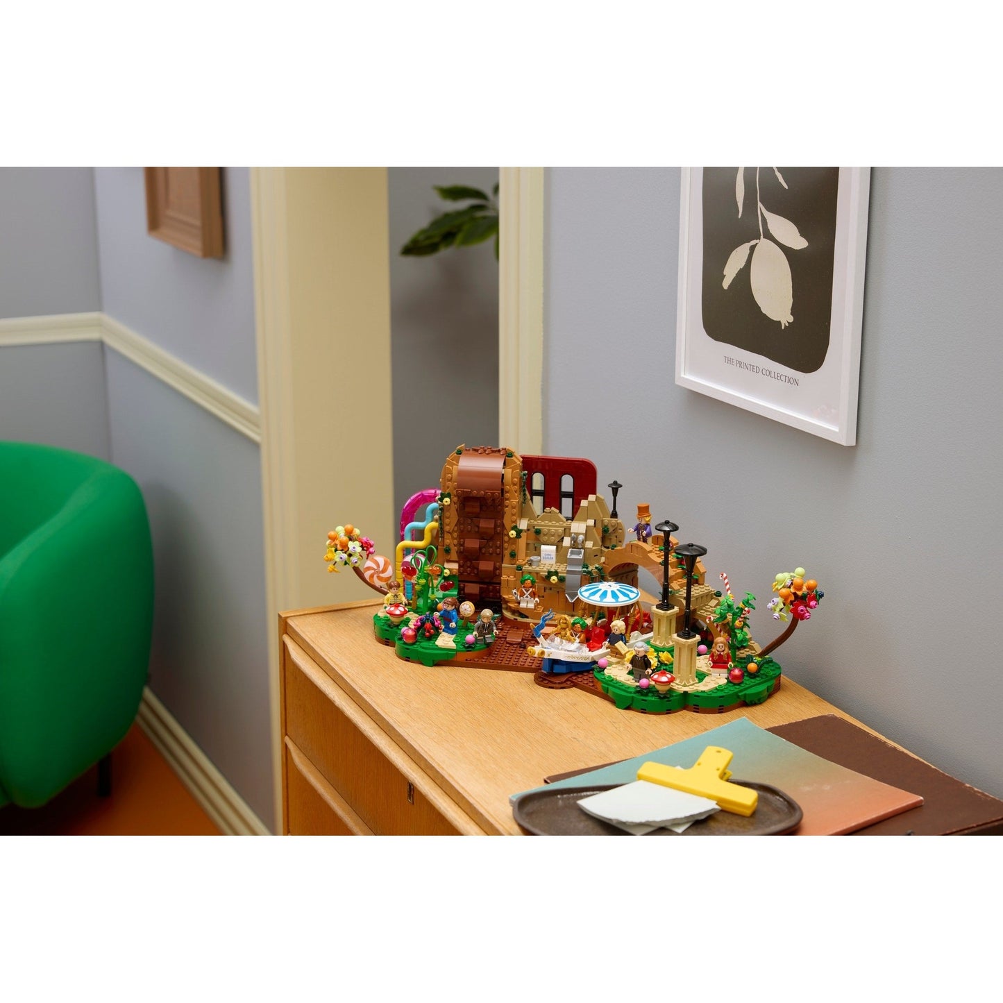 LEGO Ideas Willy Wonka & the Chocolate Factory 21360