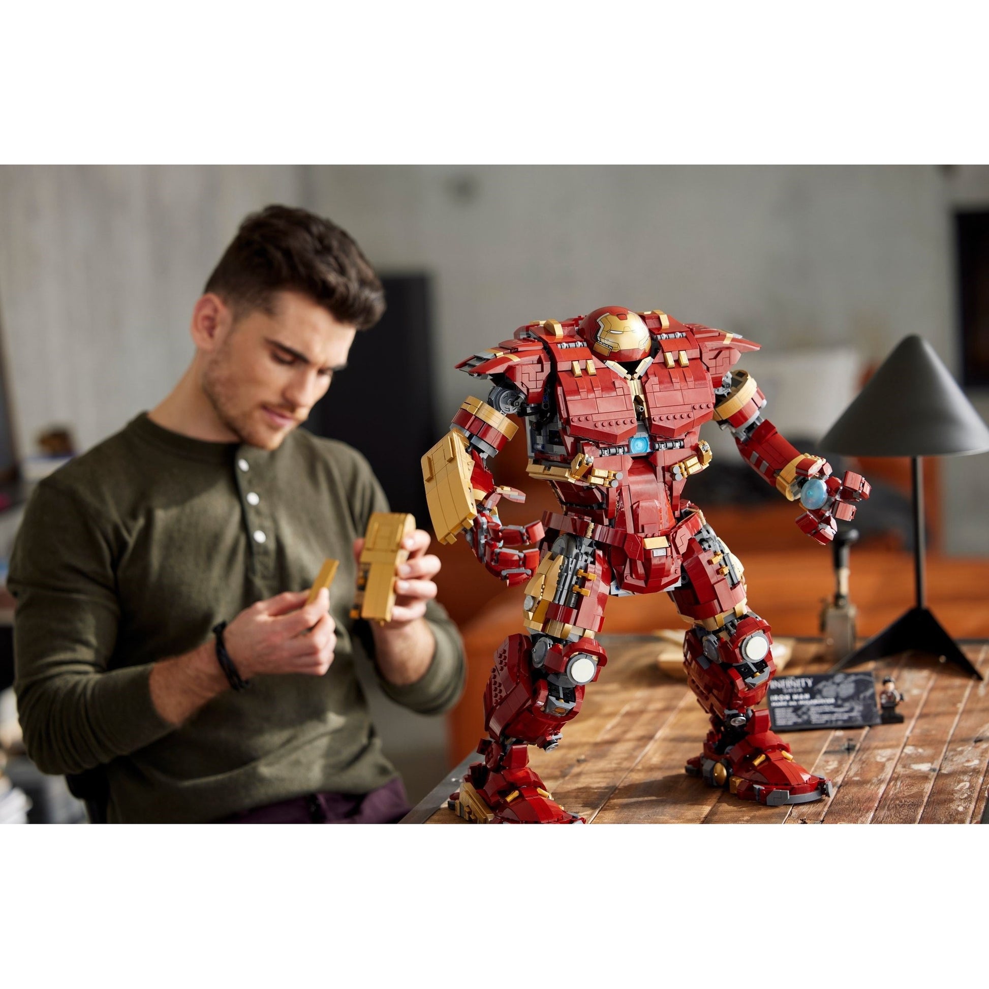 LEGO Marvel Super Heroes Hulkbuster 76210