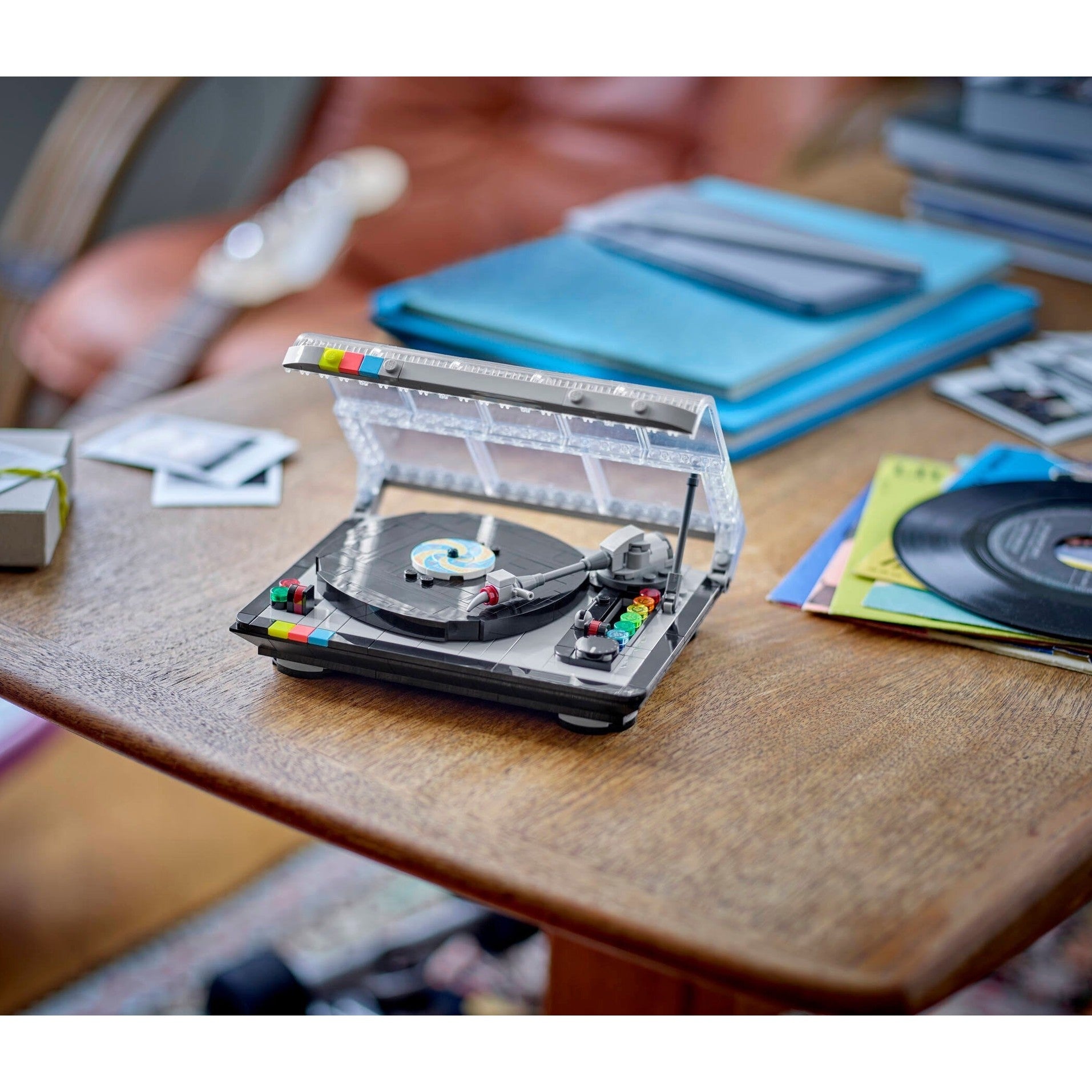 LEGO Miscellaneous Retro Record Player 40699