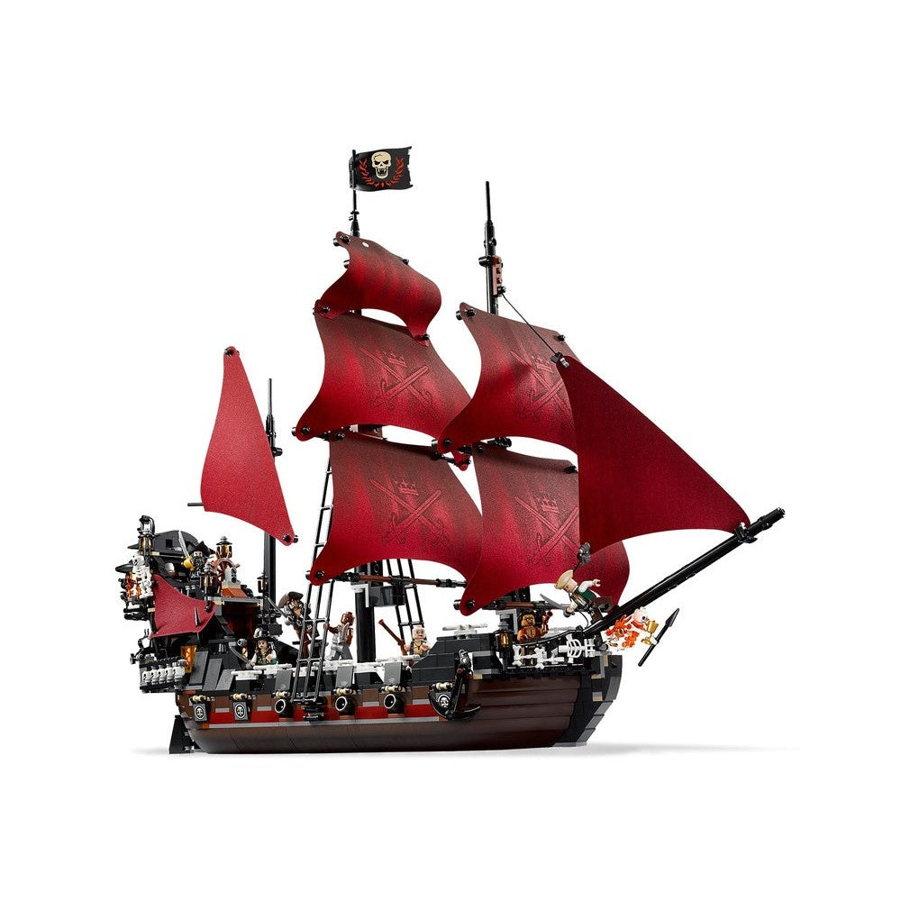 LEGO Pirates of the Caribbean Queen Anne's Revenge 4195