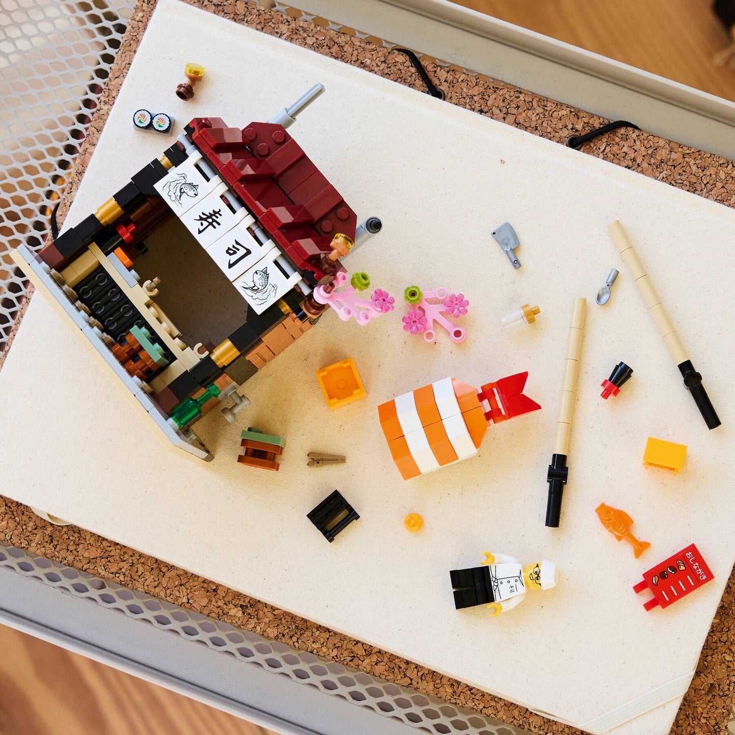 LEGO Promotional Restaurants of the World: Japan 40906