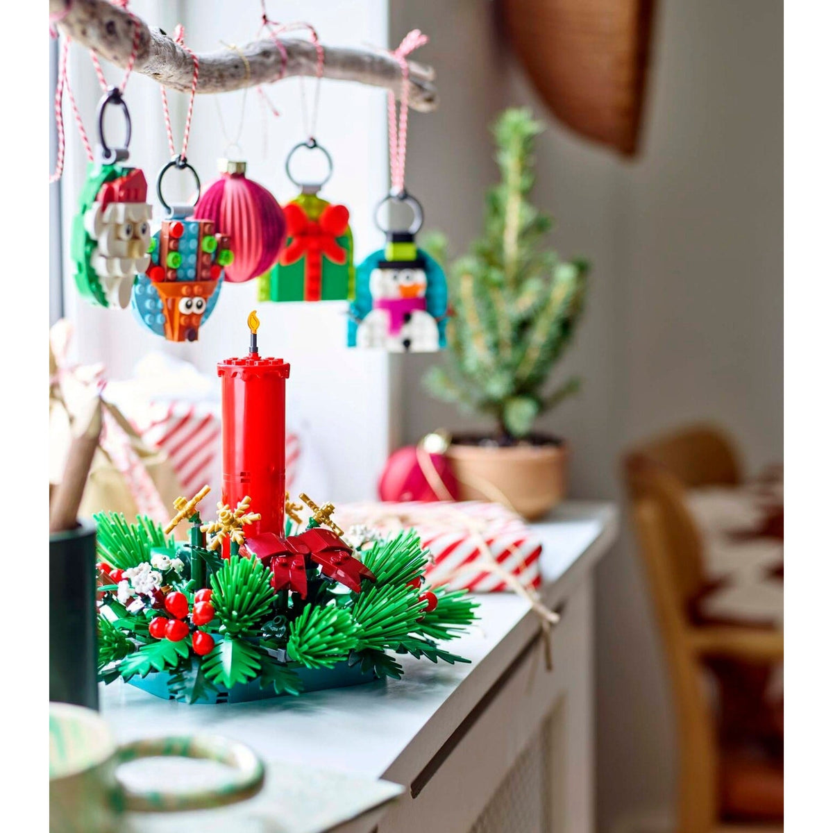LEGO Seasonal Christmas Ornament Selection 40744