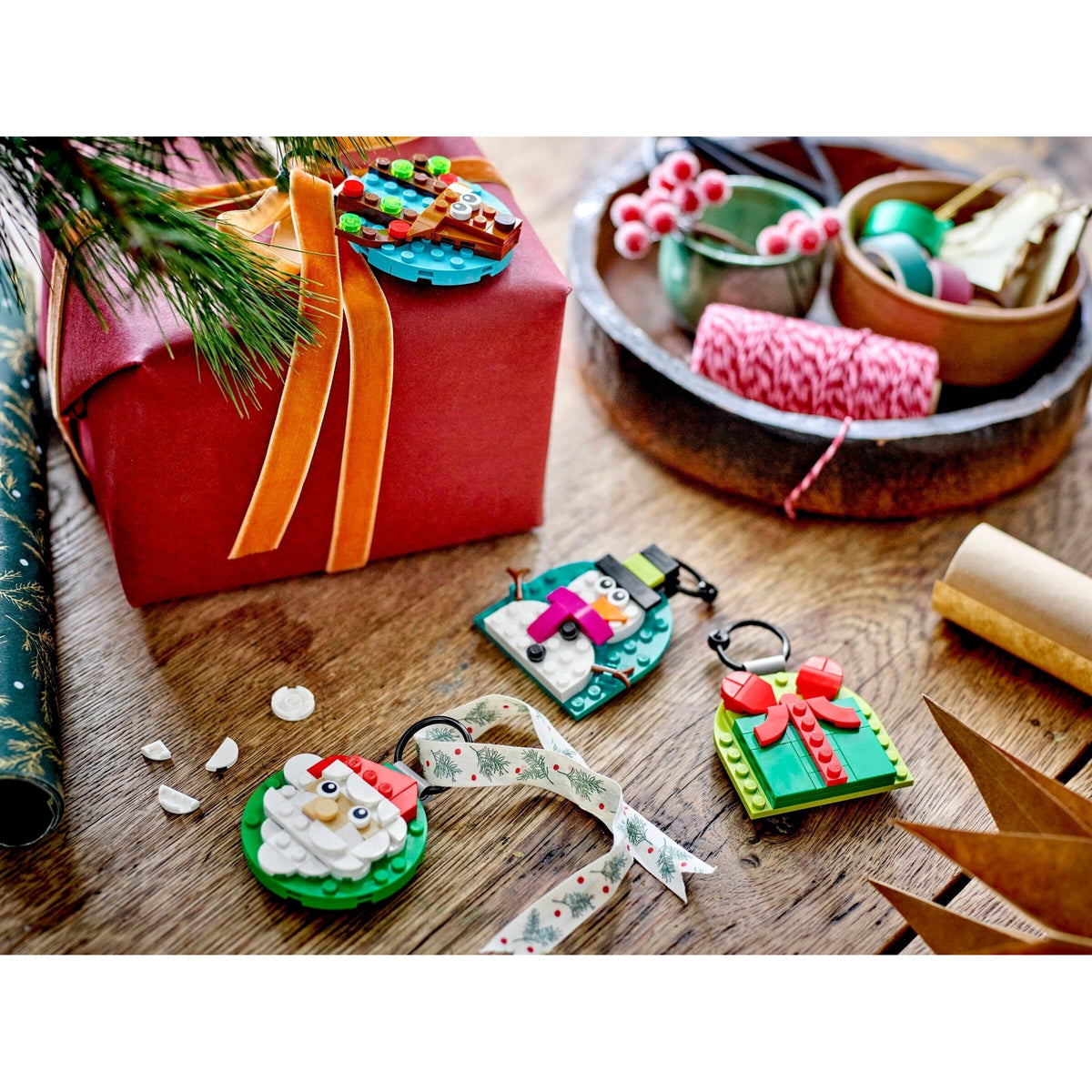 LEGO Seasonal Christmas Ornament Selection 40744