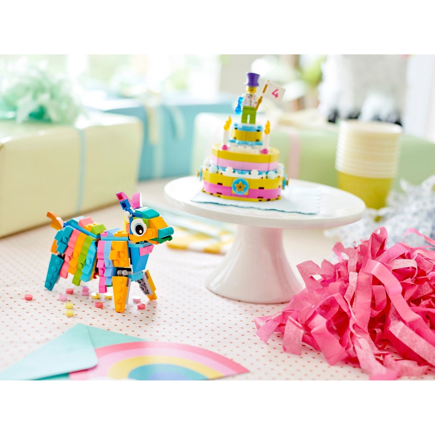 LEGO Seasonal Piñata 40644