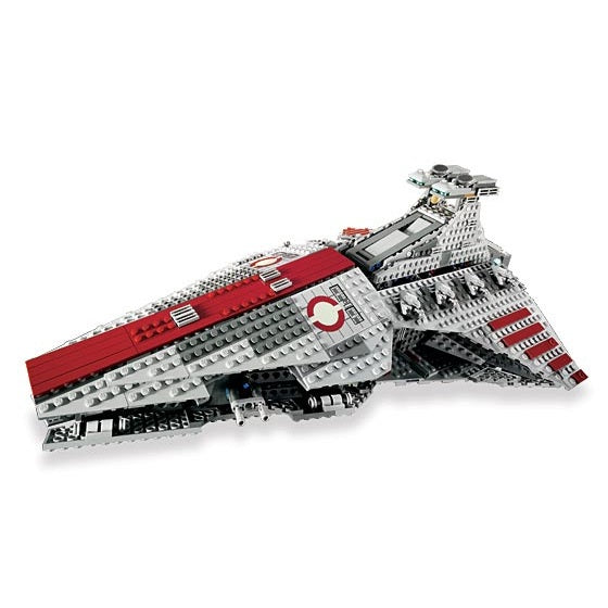 LEGO Star Wars Venator-class Republic Attack Cruiser 8039