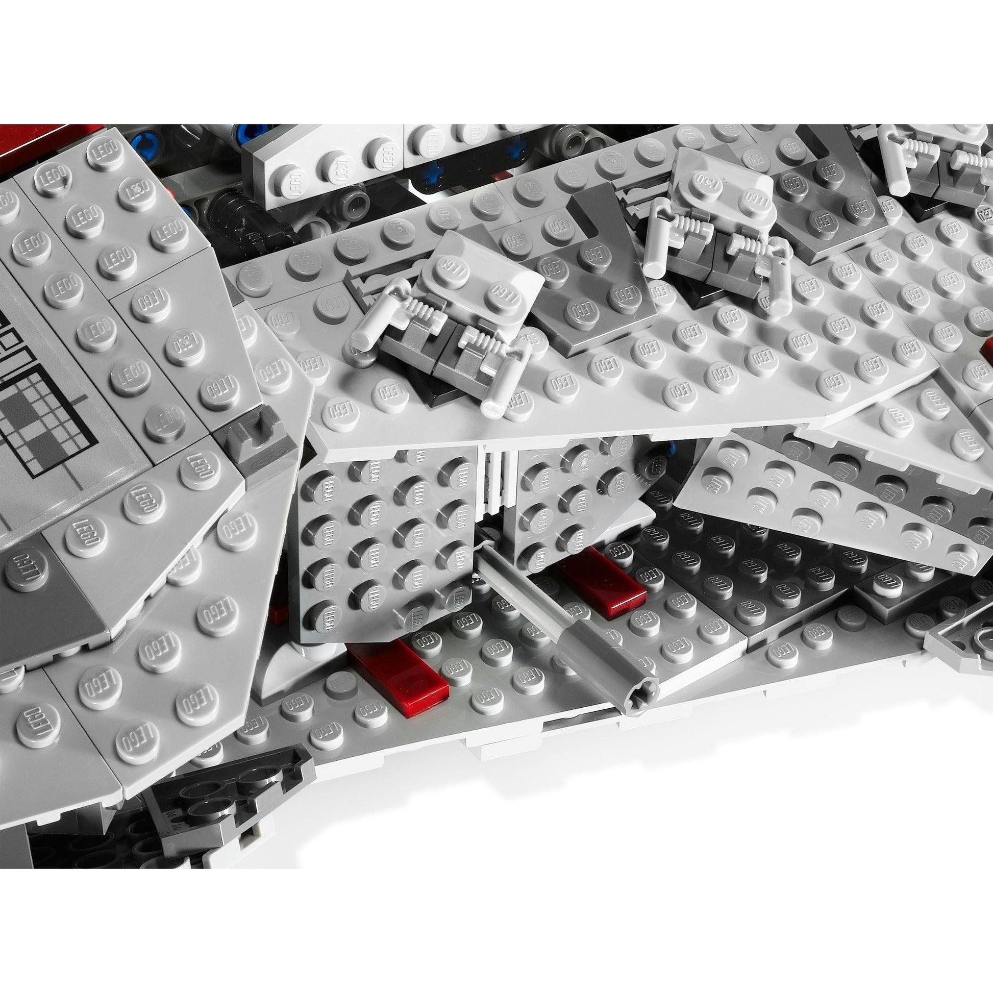 LEGO Star Wars Venator-class Republic Attack Cruiser 8039