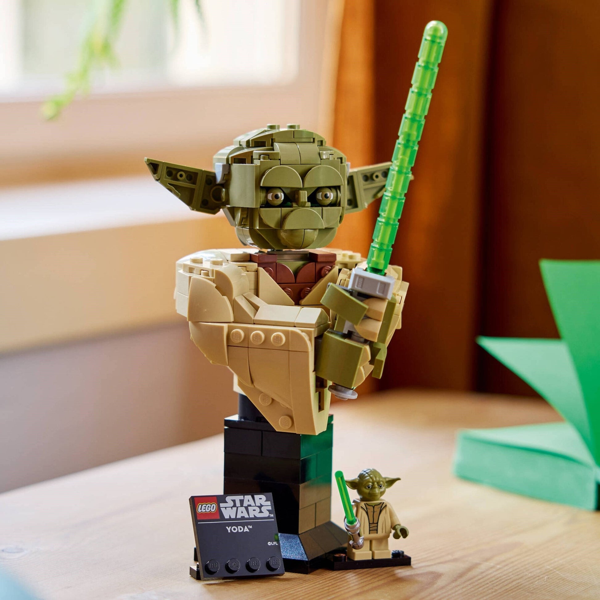 LEGO Star Wars Yoda Bust 75438