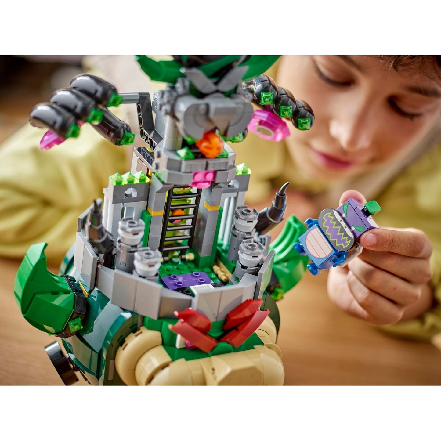 LEGO Super Mario Prince Florian & Castle Bowser 72042