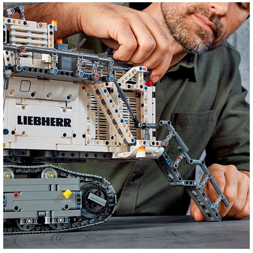 LEGO Technic Liebherr R 9800 42100