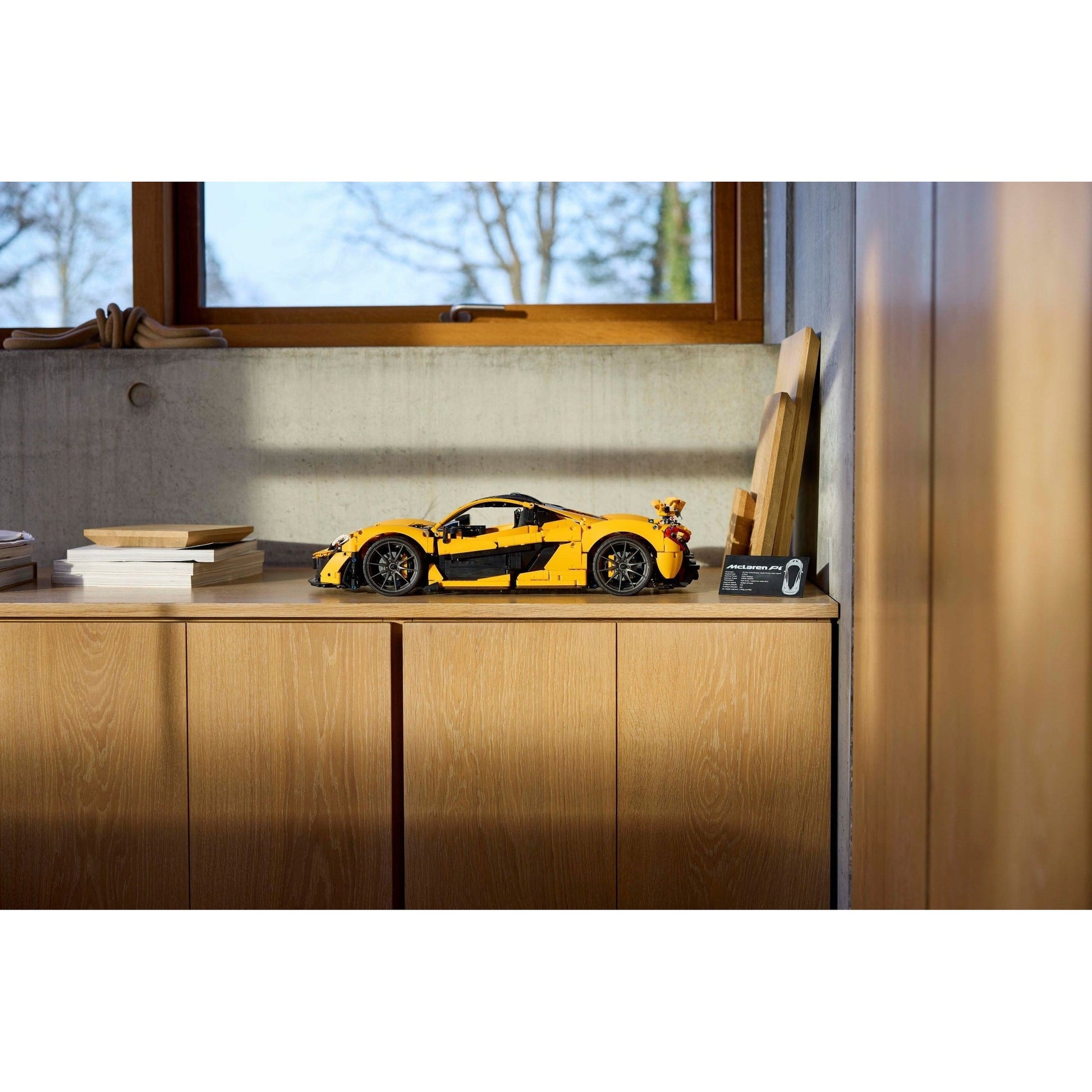 LEGO Technic McLaren P1 42172