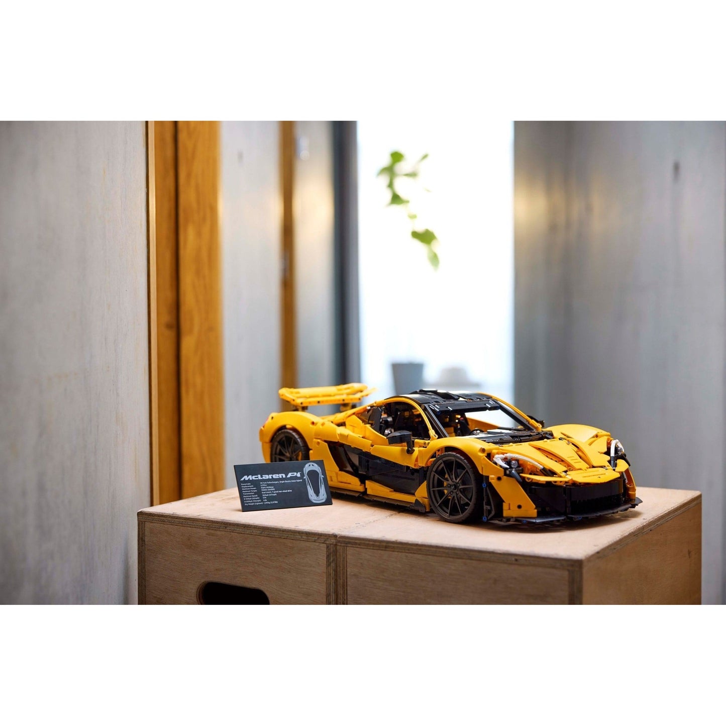 LEGO Technic McLaren P1 42172