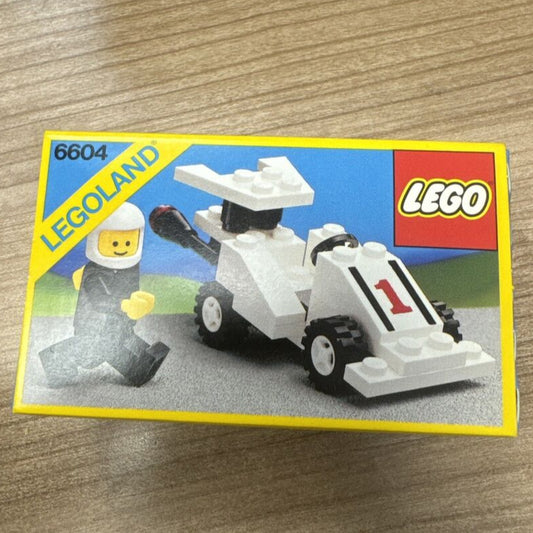LEGO Vintage 1985 Formula 1 Racer 6604